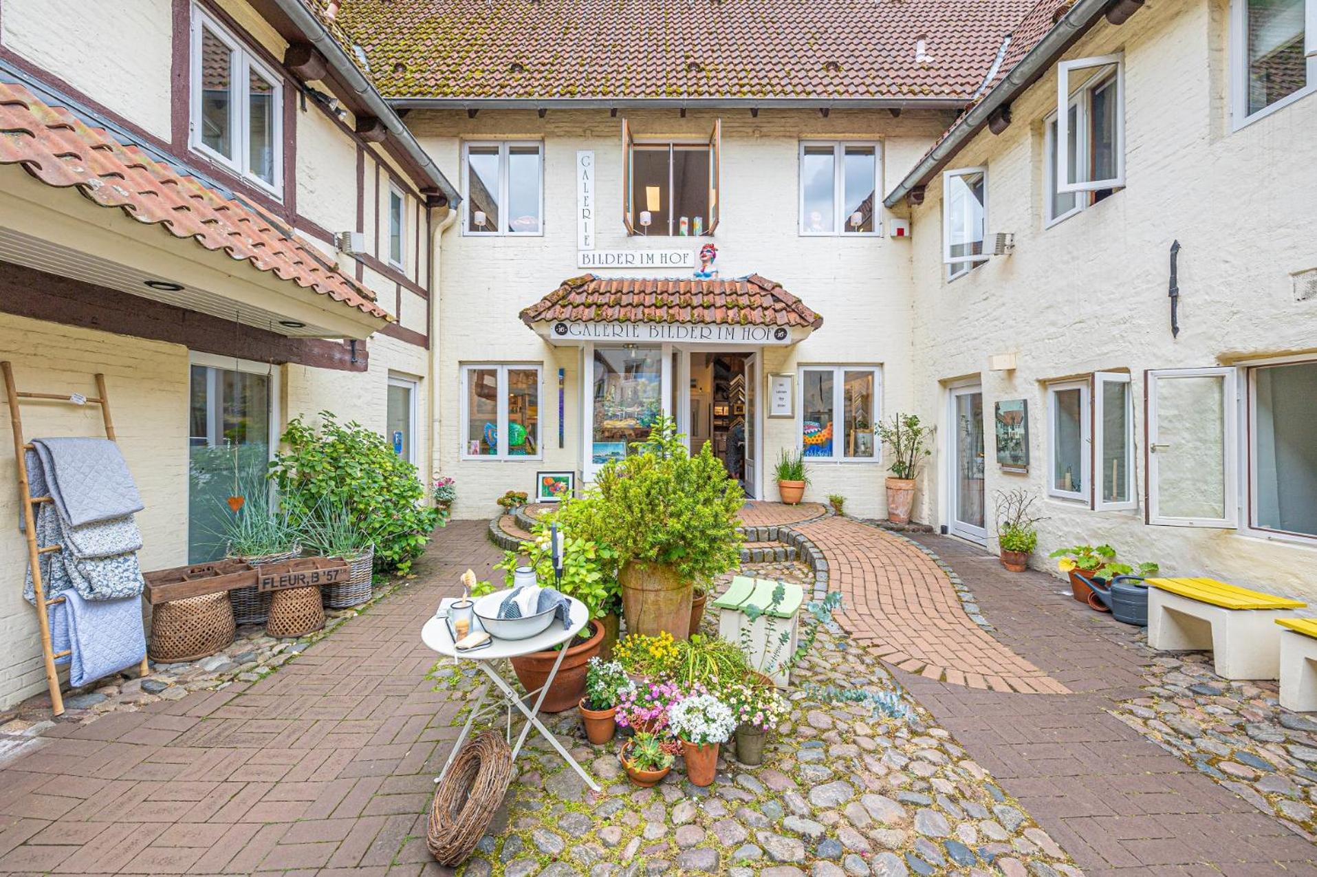 Fewo1846 - Im Sonnenhof - Komfortable 2-Zimmer-Wohnung Im Stadtzentrum Flensburgo Exterior foto